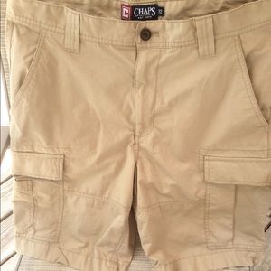 Chaps Khaki Cargo Shorts (size 32)
